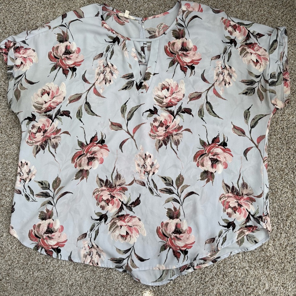 Maurice’s Short Sleeve Flower Blouse